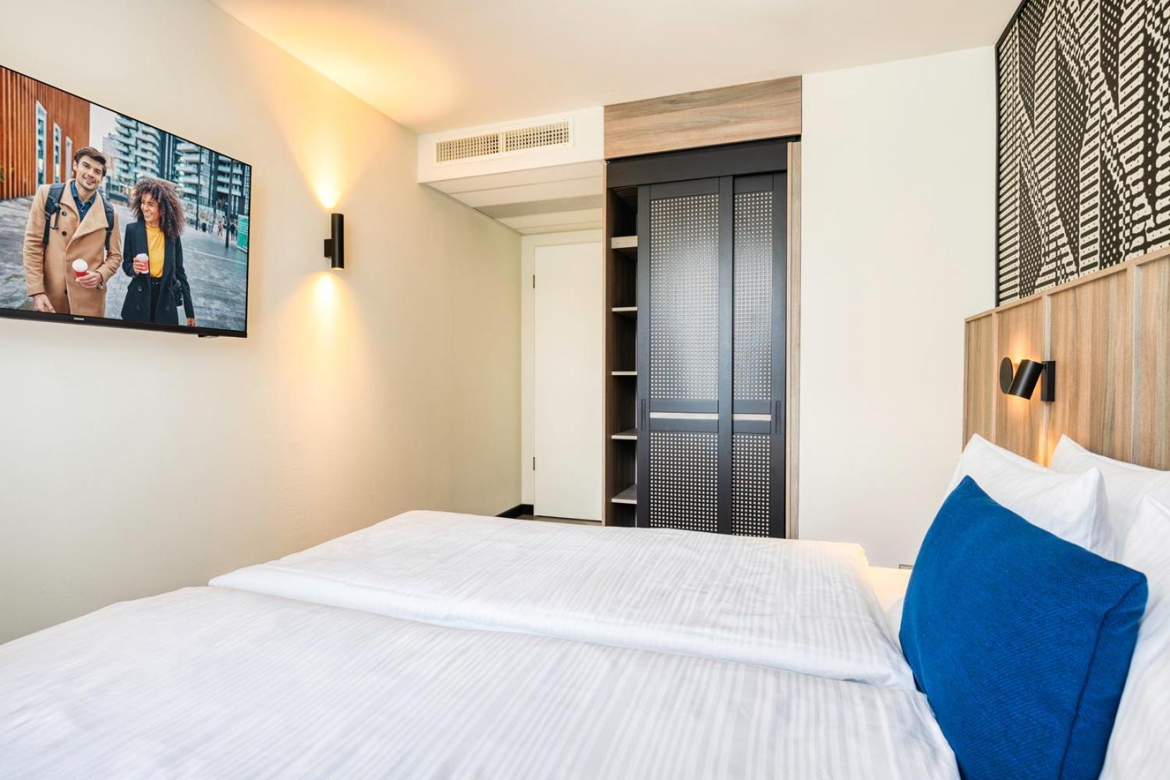 Studio Classic,1615648569:JPEG